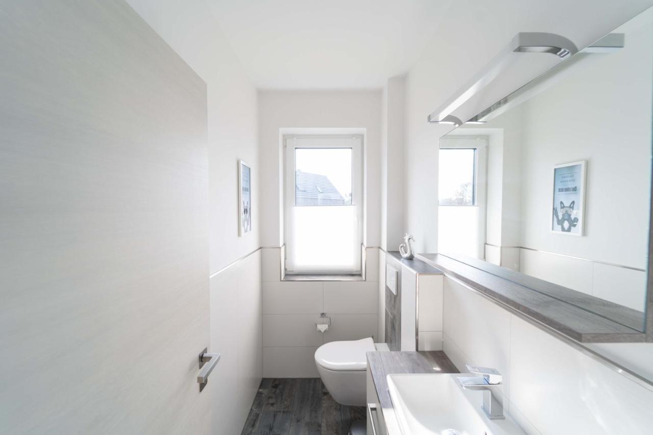 Ferienhaus Seeblick Am Harkebruegger See Mit Sauna Und Kamin Barssel  المظهر الخارجي الصورة